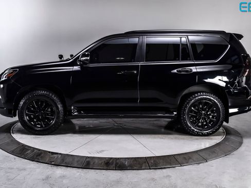 Used 2021 Lexus GX 460 Premium w/ Premium Plus Package image 3