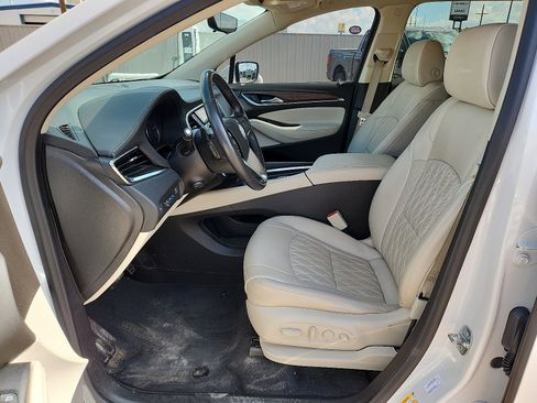 Used 2023 Buick Enclave Avenir w/ Avenir Technology Package image 12