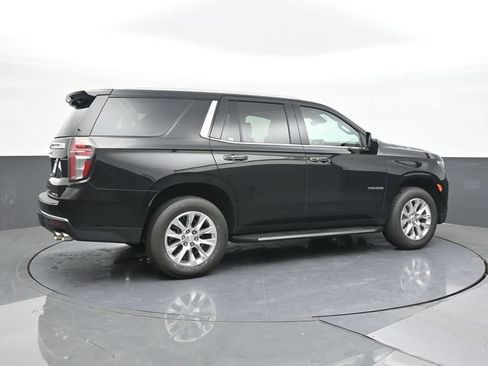 Used 2024 Chevrolet Tahoe Premier AWD/4WD image 15