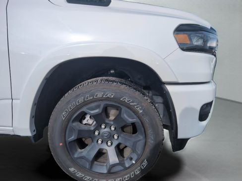 Used 2025 RAM 1500 Big Horn image 39