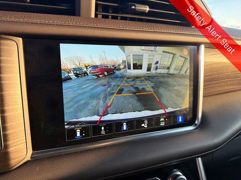 Used 2022 GMC Yukon Denali image 24