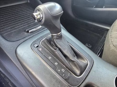Used 2016 Kia Forte LX FWD image 16