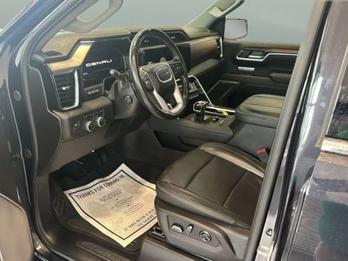 Used 2025 GMC Sierra 1500 Denali AWD/4WD image 8