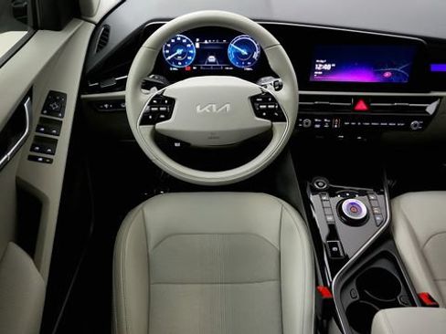 Used 2023 Kia Niro Wind FWD image 51