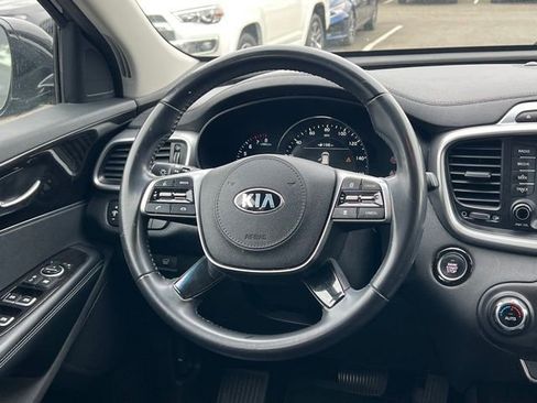 Used 2019 Kia Sorento EX AWD/4WD image 16