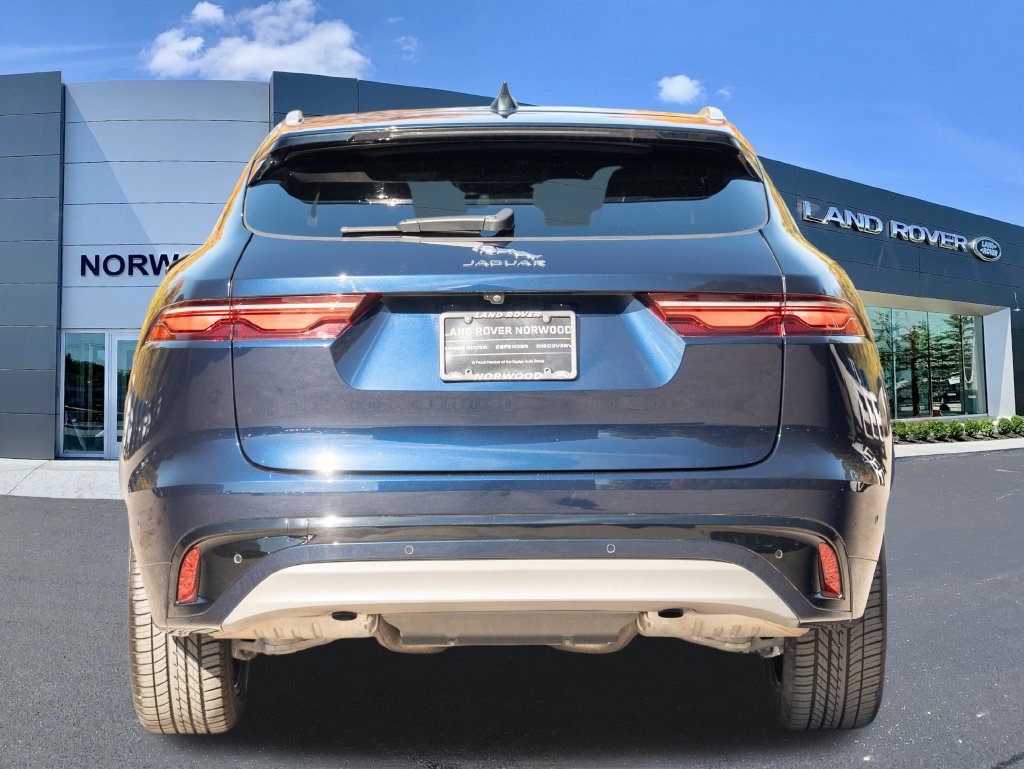 Used 2025 Jaguar F-PACE R-Dynamic S AWD/4WD image 5