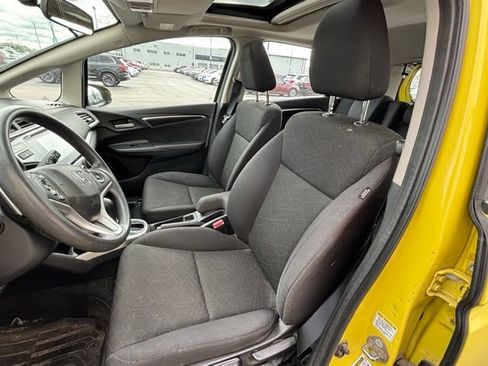 Used 2015 Honda Fit EX image 4