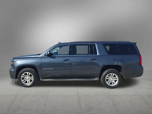 Used 2020 Chevrolet Suburban LT image 3