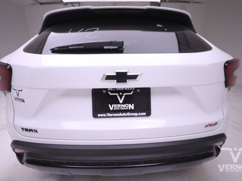 New 2026 Chevrolet Trax RS image 4