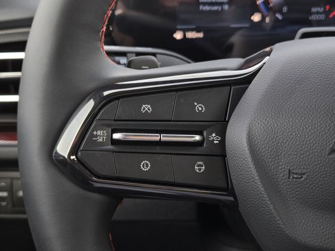 New 2026 Chevrolet Traverse RS image 8