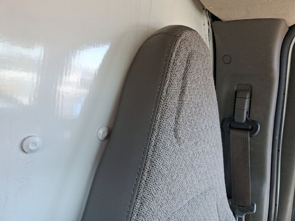 Used 2023 Chevrolet Express 3500 RWD image 16