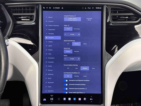 Used 2019 Tesla Model X 75D image 24