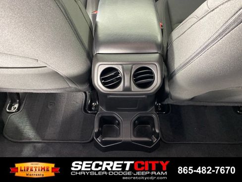 Used 2021 Jeep Wrangler Sport AWD/4WD image 27