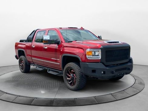 Used 2019 GMC Sierra 2500 Denali w/ Duramax Plus Package image 7