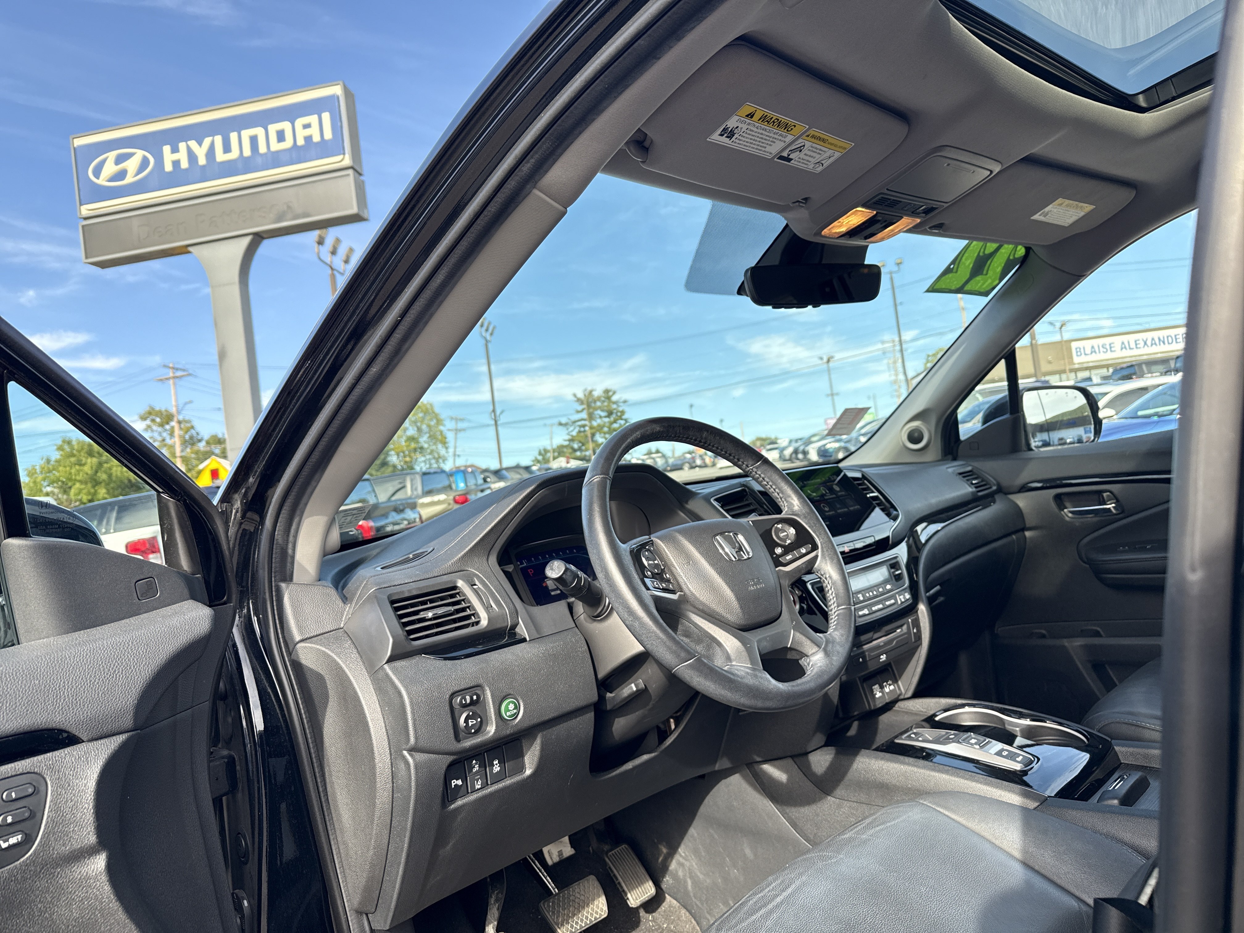 Used 2022 Honda Pilot Touring image 22