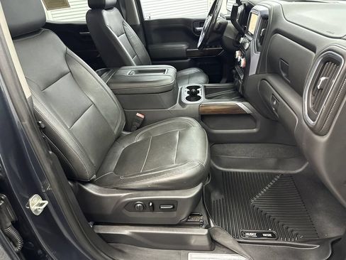 Used 2019 GMC Sierra 1500 SLT w/ SLT Premium Plus Package AWD/4WD image 15