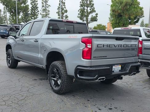 Used 2024 Chevrolet Silverado 1500 LT Trail Boss w/ Convenience Package II AWD/4WD image 6