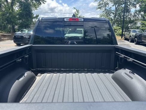 New 2026 RAM 1500 Express AWD/4WD image 17