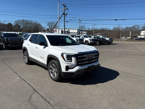 New 2026 GMC Terrain Elevation w/ LPO, Floor Liner Package image 7