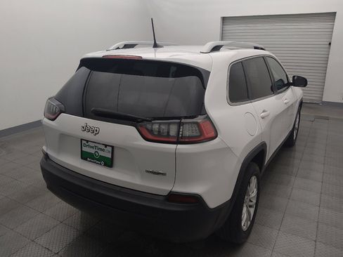 Used 2019 Jeep Cherokee Latitude w/ Popular Appearance Group FWD image 7