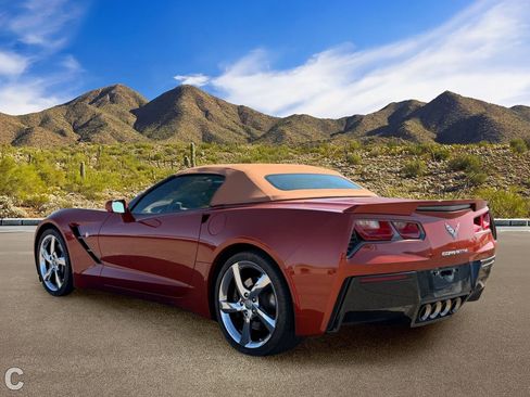 Used 2015 Chevrolet Corvette Stingray Convertible w/ 3LT Preferred Equipment Group RWD image 3