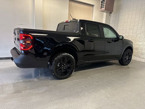 New 2025 Ford Maverick Lariat w/ Black Appearance Package AWD/4WD image 22
