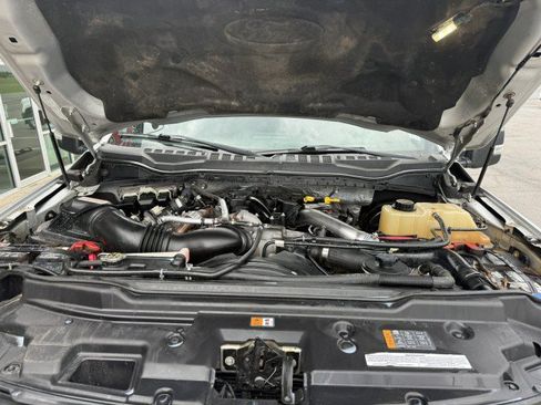 Used 2017 Ford F250 Platinum AWD/4WD image 18