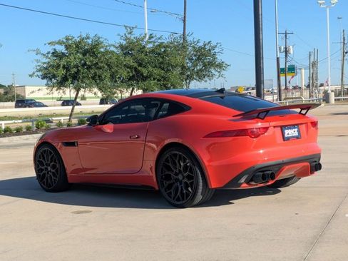 Used 2016 Jaguar F-TYPE R image 8