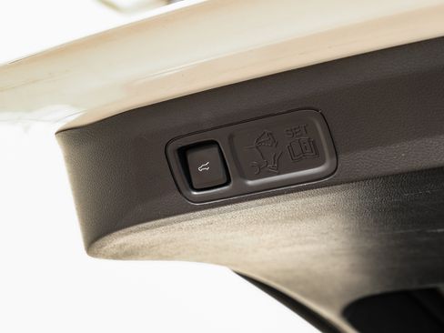 Used 2020 Ford Expedition Limited w/ Equipment Group 301A image 49