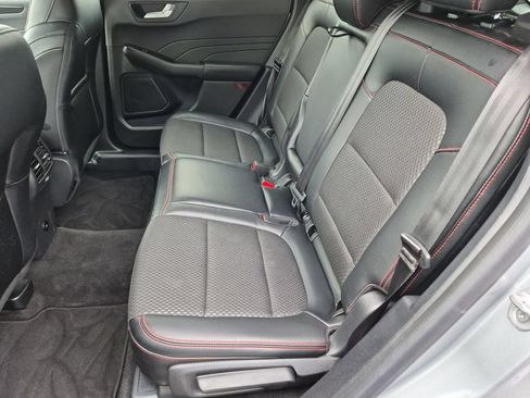 Used 2024 Ford Escape ST-Line w/ Tech Pack #1 AWD/4WD image 18