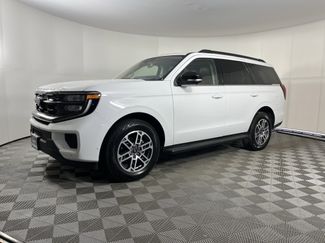 Used 2025 Ford Expedition Active video 2