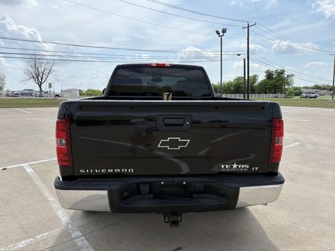 Used 2011 Chevrolet Silverado 1500 LT w/ Texas Edition RWD image 4