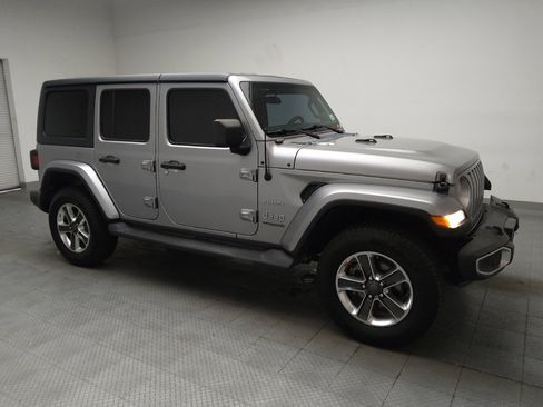 Used 2020 Jeep Wrangler Unlimited Sahara AWD/4WD image 11
