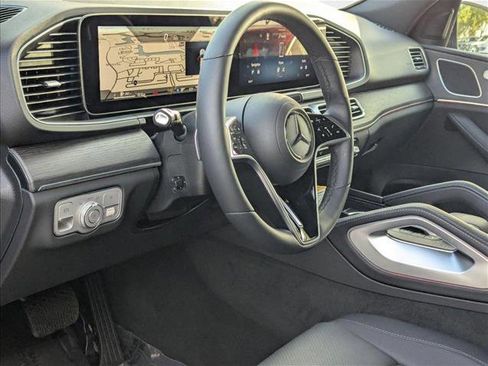 New 2025 Mercedes-Benz GLE 450 GLE 450 image 3