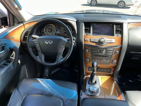 Used 2011 INFINITI QX56 4WD w/ Theater Pkg image 12