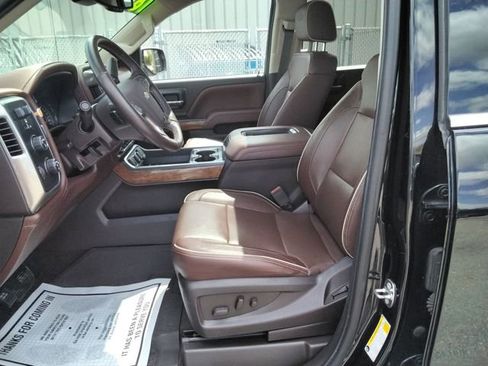 Used 2018 Chevrolet Silverado 1500 High Country AWD/4WD image 9