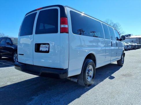 Used 2024 Chevrolet Express 3500 LS image 16