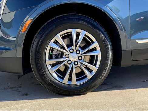 Used 2021 Cadillac XT5 Premium Luxury image 9