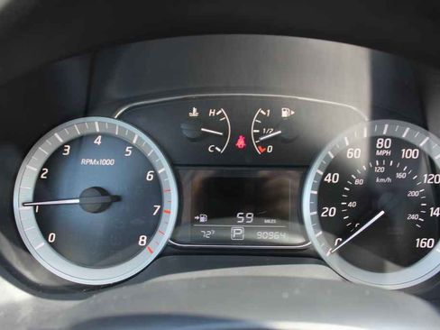 Used 2015 Nissan Sentra SV FWD image 15