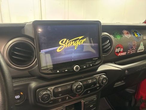 Used 2023 Jeep Wrangler Unlimited Sport AWD/4WD image 24