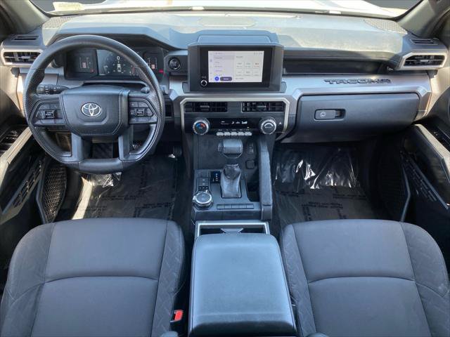 Certified 2024 Toyota Tacoma SR5 AWD/4WD image 10