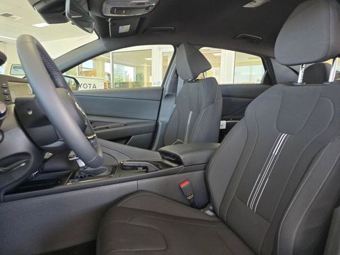 New 2026 Hyundai Elantra Sport FWD image 16