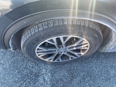 Certified 2022 Ford Escape SEL image 4