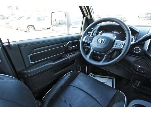 Used 2025 RAM 2500 Laramie image 6