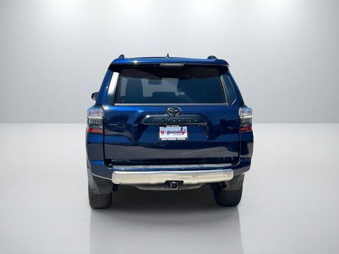 Used 2019 Toyota 4Runner TRD Off-Road Premium AWD/4WD image 6