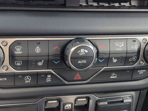 New 2026 Jeep Gladiator Sport image 23