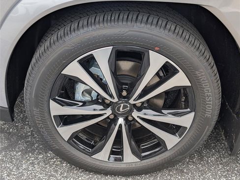 New 2026 Lexus UX 300h AWD image 7