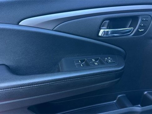 Certified 2022 Honda Pilot Special Edition image 12