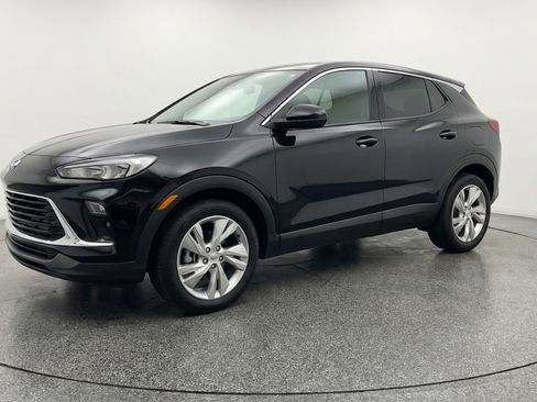 Used 2025 Buick Encore GX Preferred FWD image 3
