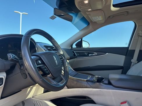 Used 2020 Lincoln Nautilus Reserve image 26